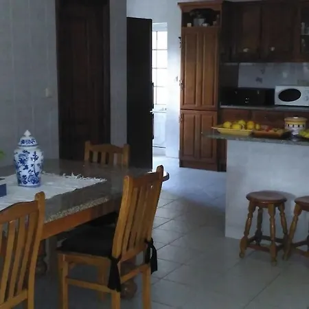 Holiday home Ferias Felizes Em Familia/com Amigos *